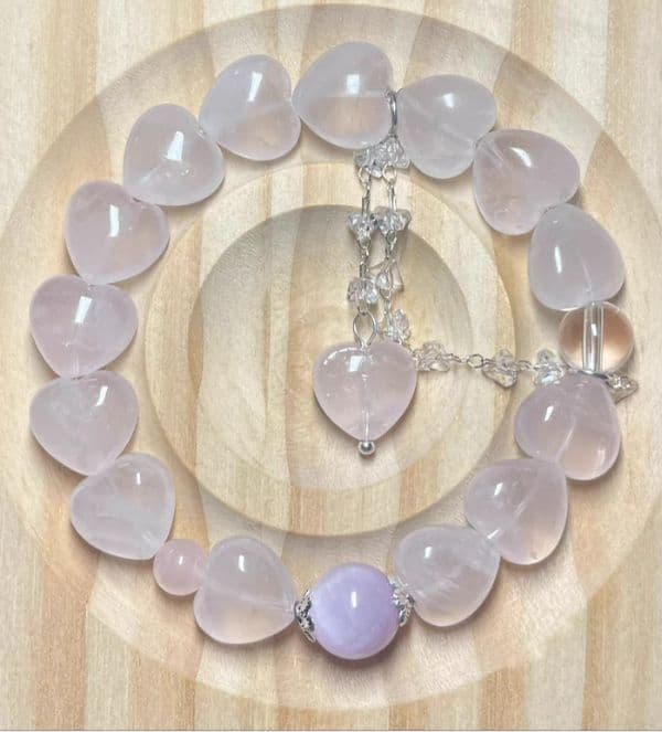 ハート型ローズクォーツブレスレット