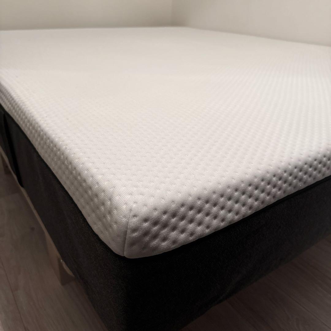 【引き取り優先】エマ・マットレス クイーン 高反発ウレタン