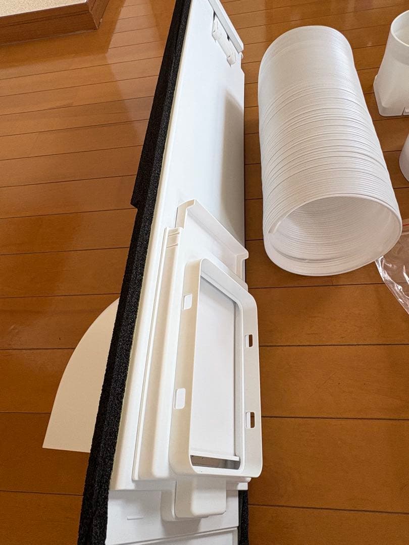 アイリスオーヤマ　ポータブルクーラー　ホワイト