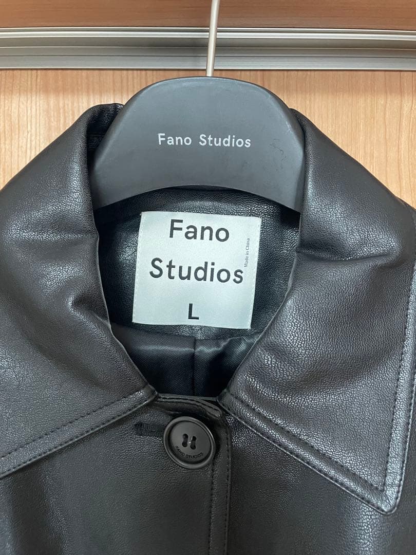 Fano Studios フェイクレザー バルカラーコート ブラック Lサイズ