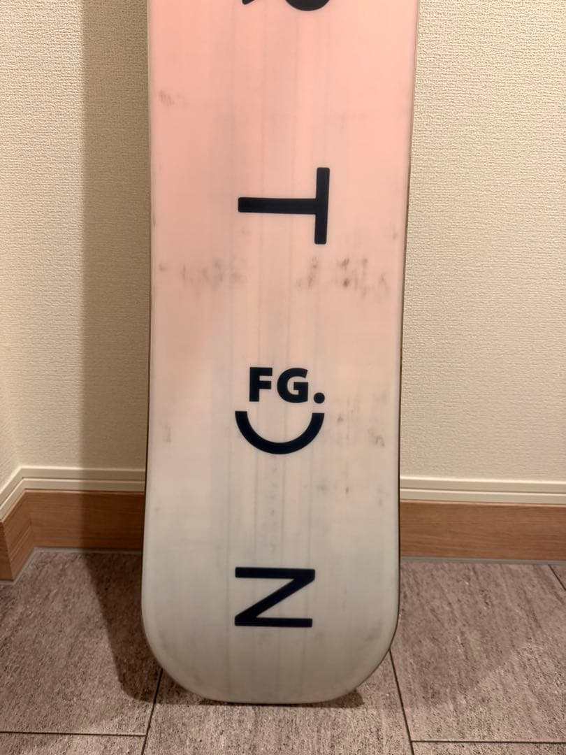 21/22モデル women's Burton FeelGood V 142㌢