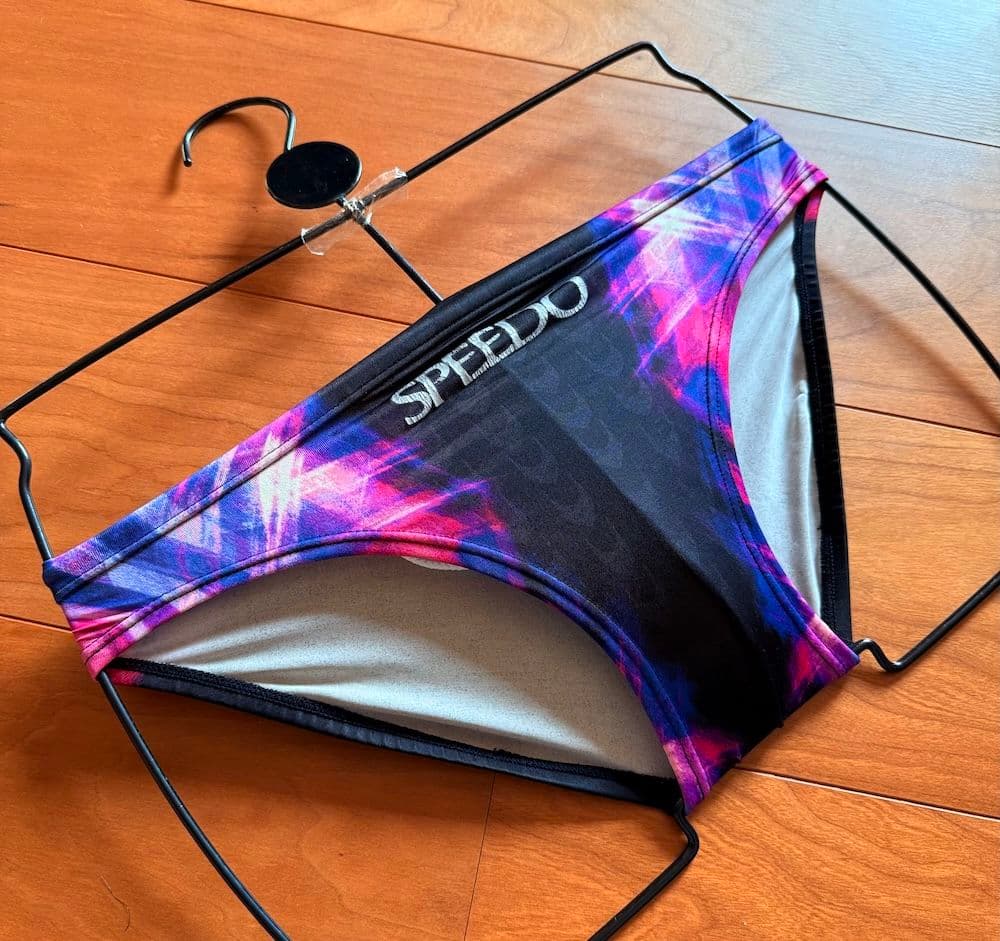 【美品】SPEEDO アクアブレード ブラック M　光沢 ウロコ 競パン