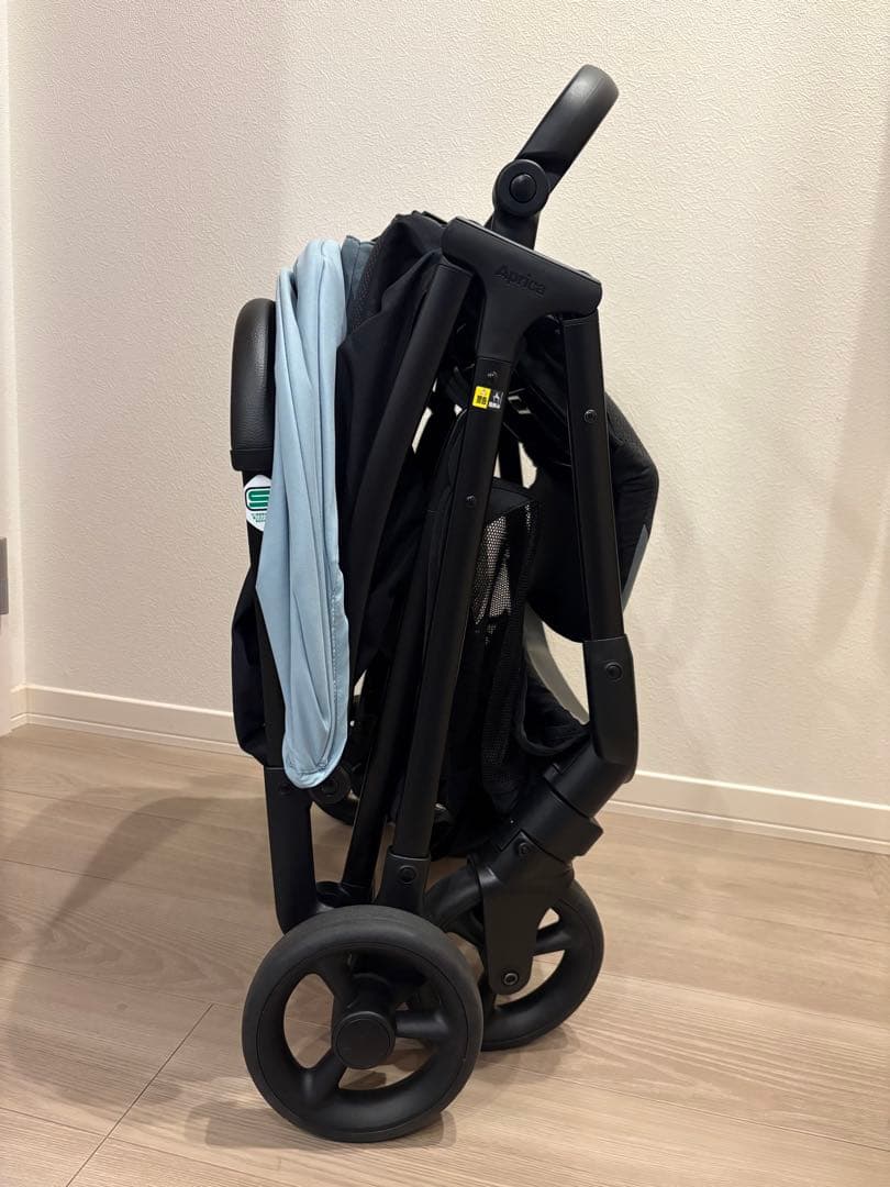 Viit ベビーカー 限定色　別売シートライナー付き　Aprica