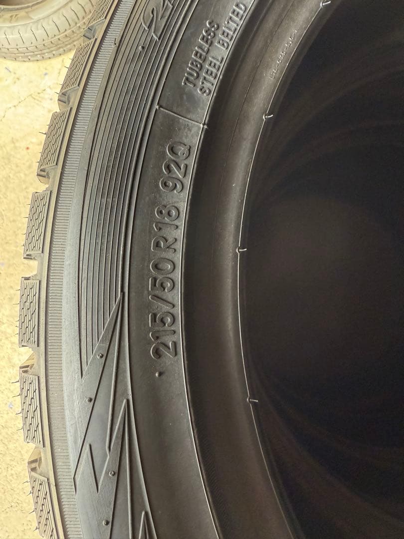 未使用　TOYO TX 215/50R18 4本　送料込