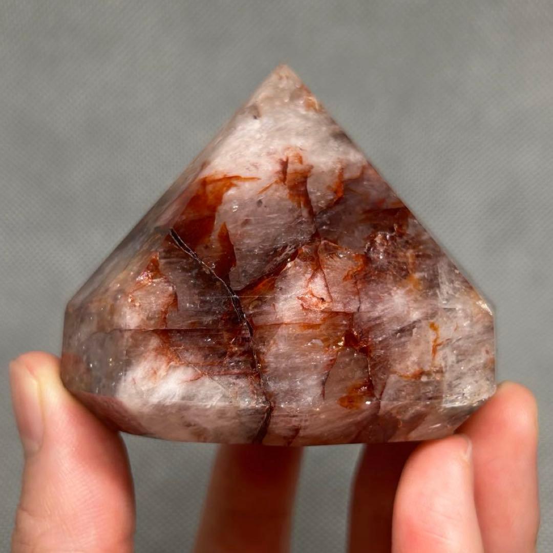 ダイアモンド型　ファイヤークォーツ　虹あり　225g