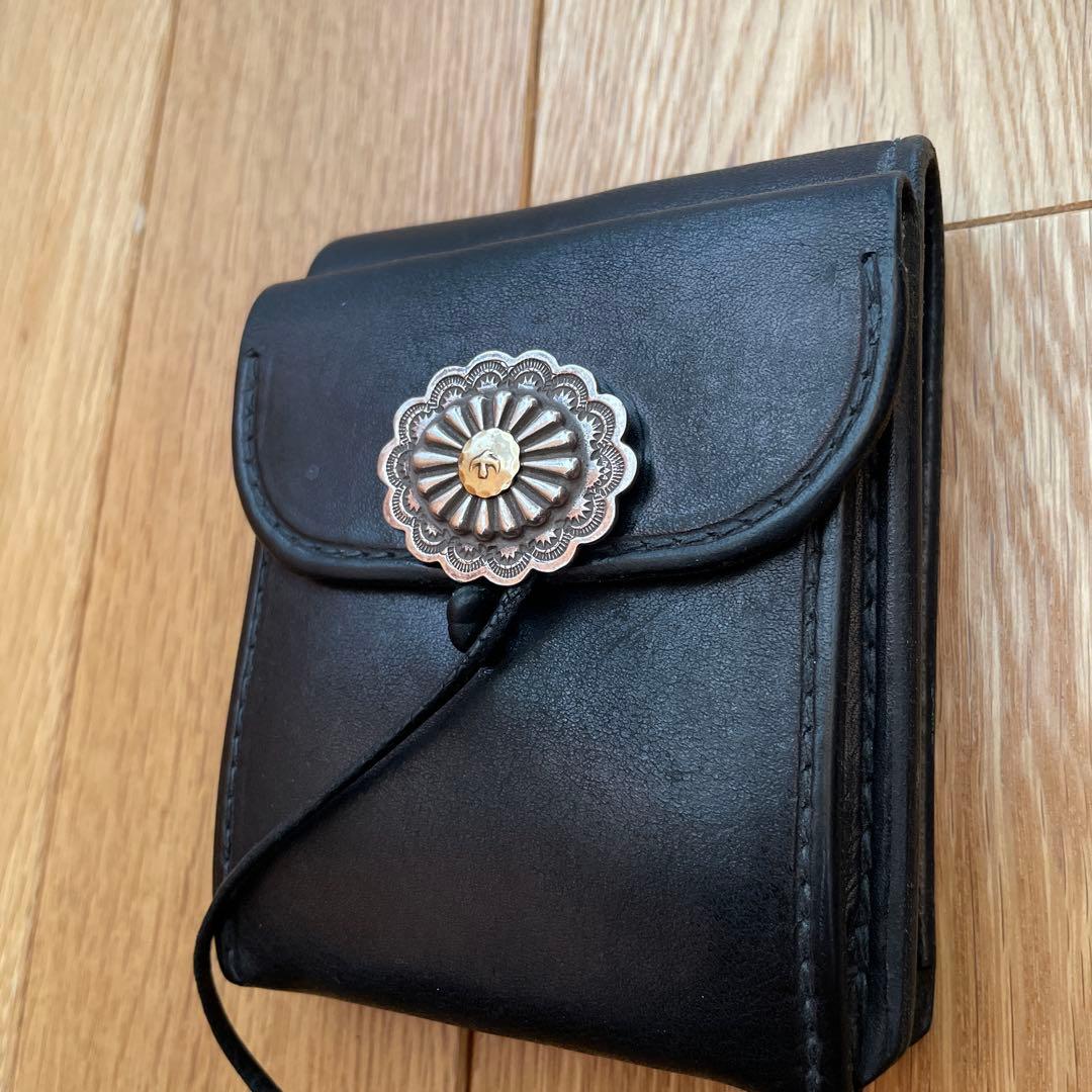 ゴローズ　2つ折りサイフ　ゴローズコンチョ