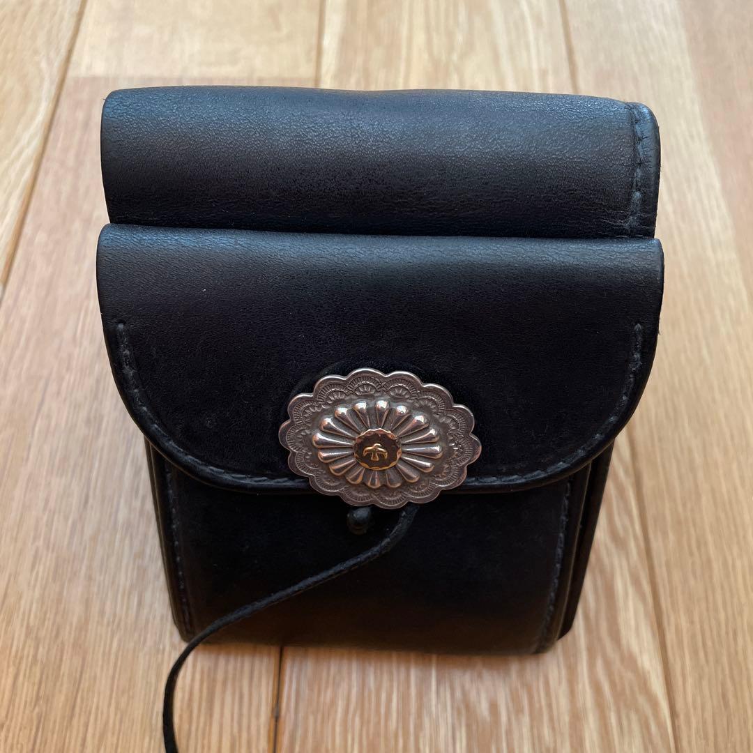 ゴローズ　2つ折りサイフ　ゴローズコンチョ