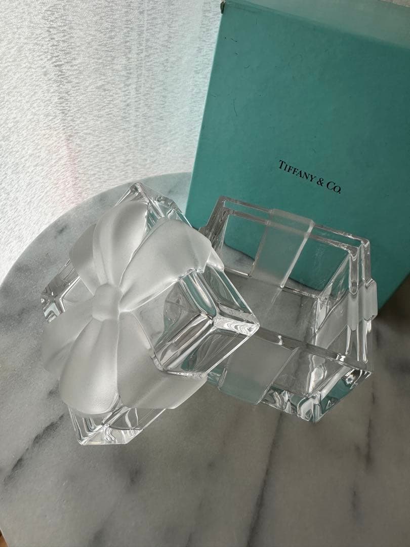 【未使用品】ティファニー　クリスタルのリボンボックス