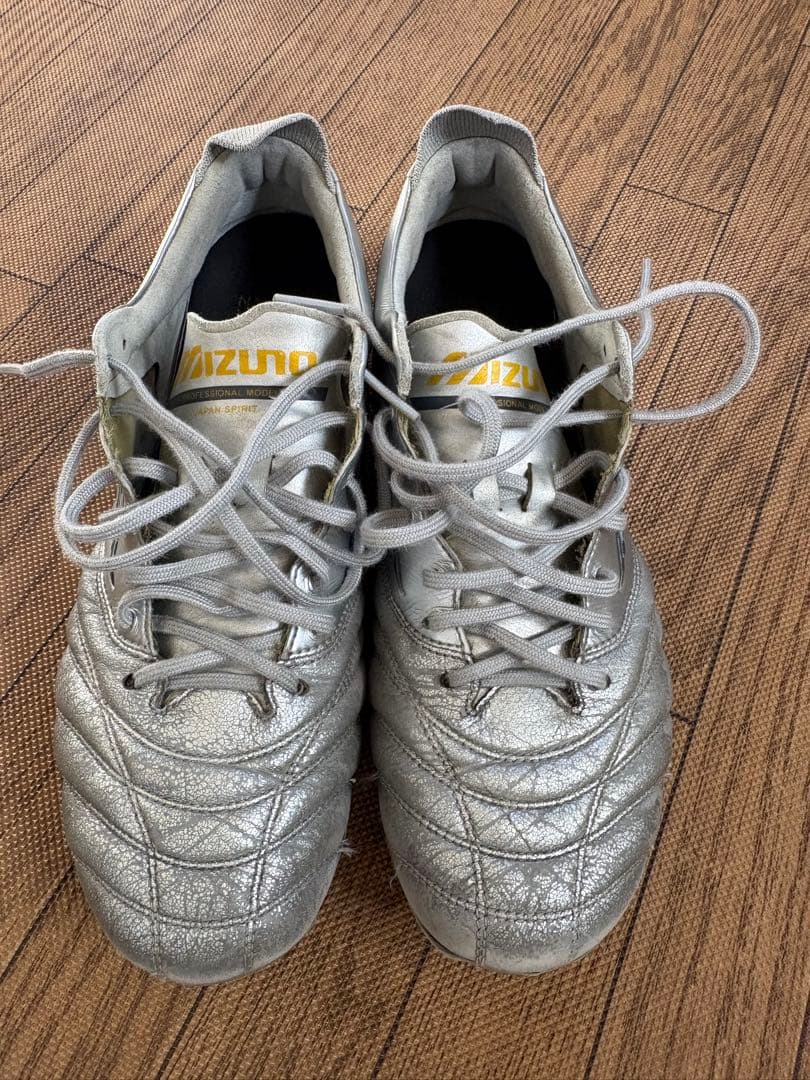 Mizuno モレリアネオ4 シルバー　25.5