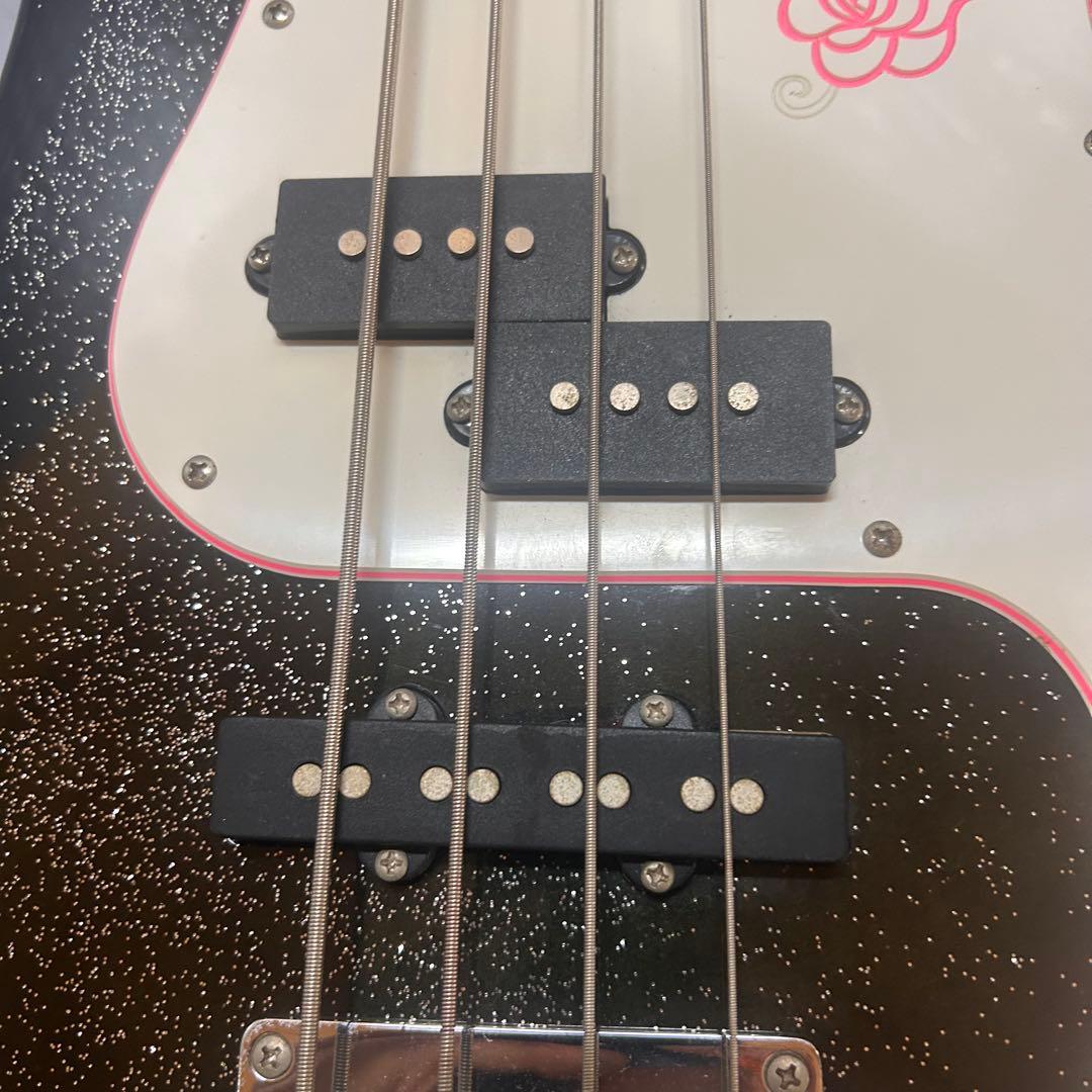 【美品】GYPSY ROSE プレシジョンベース 本格女性向け設計 山田リョウ