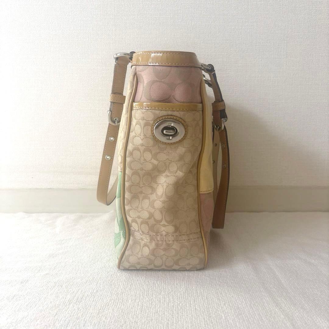 COACH コーチ　シグネチャー　トートバッグ　パッチワーク風　肩掛け