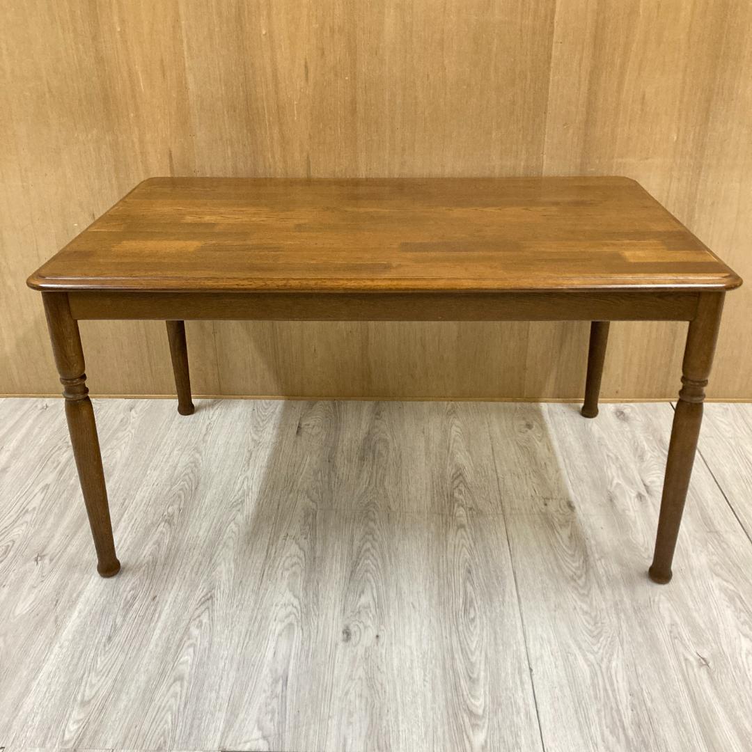 【柏木工】KASHIWA 飛騨高山ダイニングテーブル　食卓　４人掛け