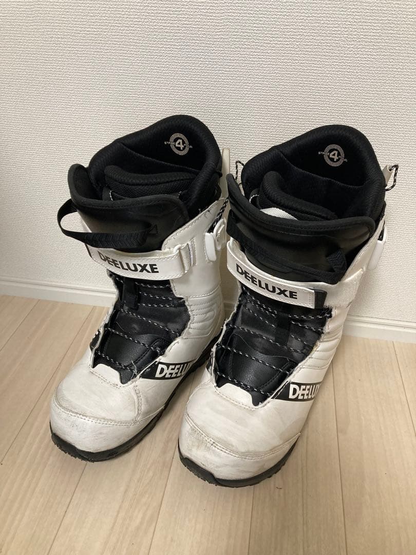 DEELUXE EMPIRE 22-23モデル