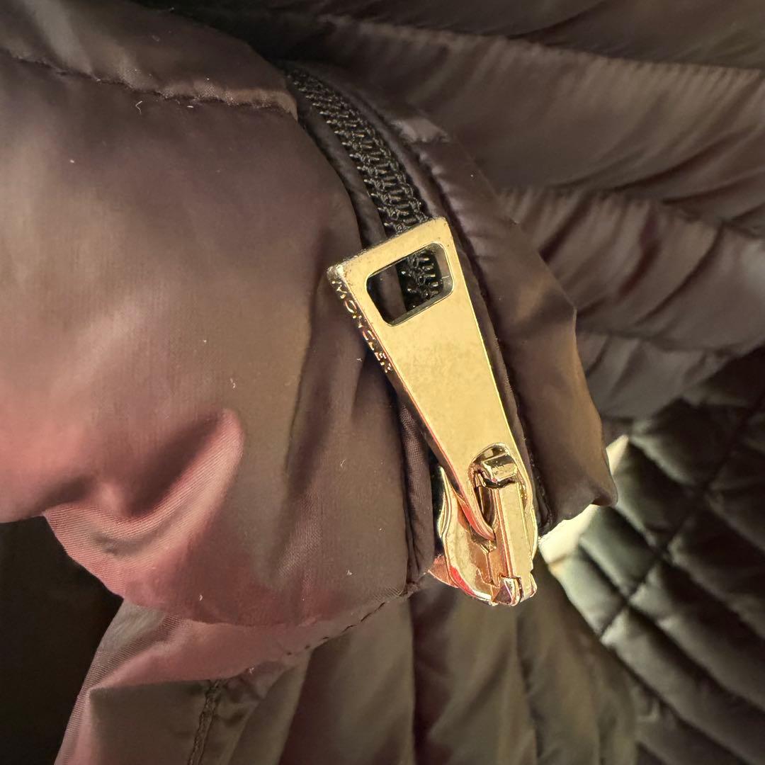 【美品】ライトダウン Moncler barbel giubbotto サイズ1