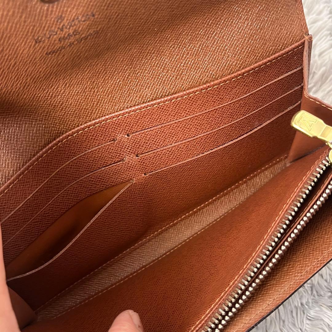 ルイヴィトン　ポルトフォイユサラ　モノグラムキャンバス　長財布