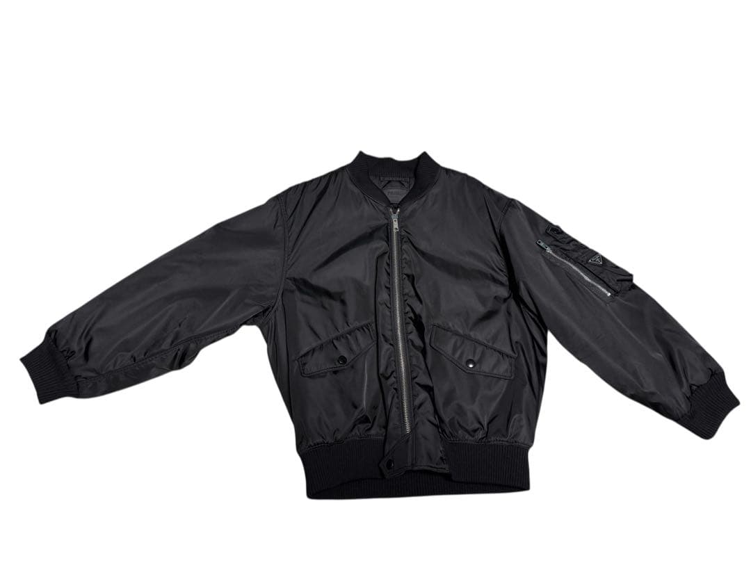 PRADA ブラック MA-1 ボンバージャケット(現行品) SGC824