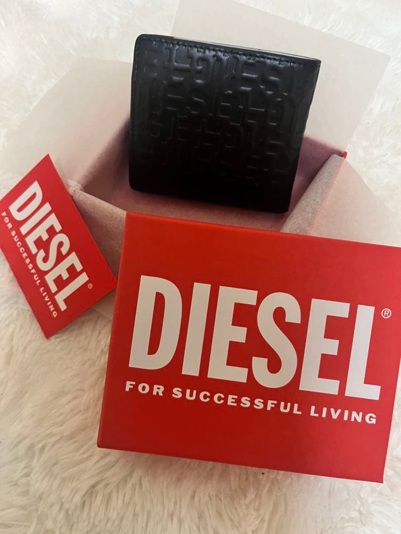 DIESEL エンボス加工 二つ折り財布