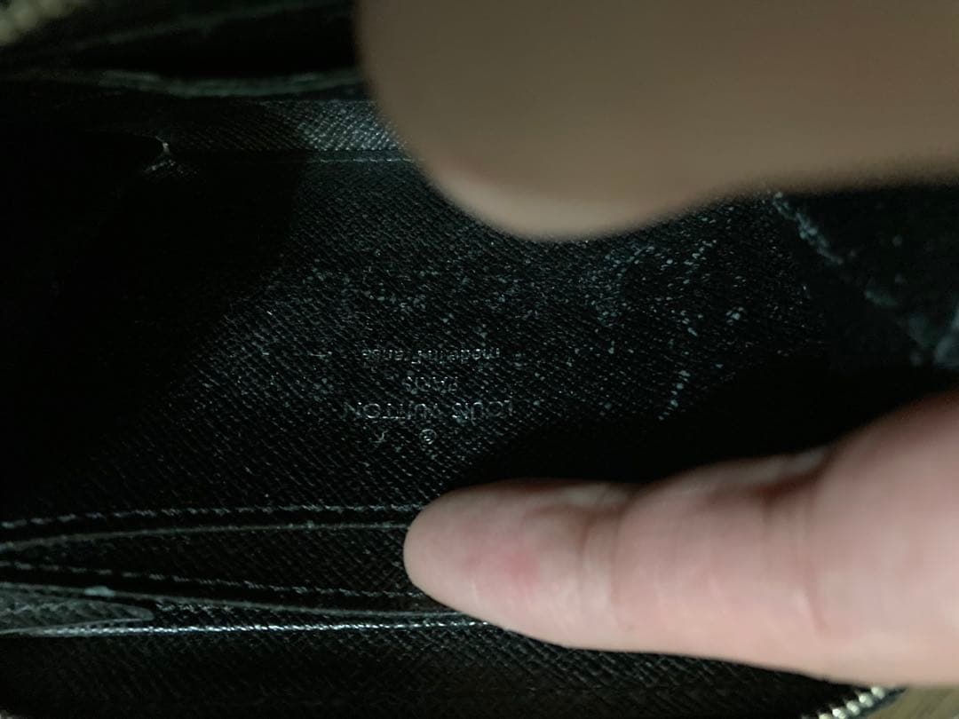 ルイビトンエピブラック ケース