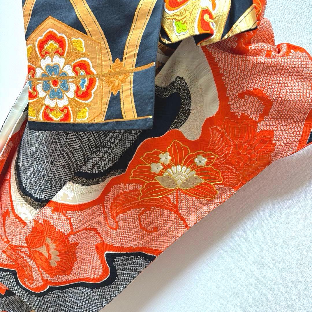 21 振袖フルセット 正絹 朱赤 黒 金彩 絞り 駒刺繍 レトロ アンティーク
