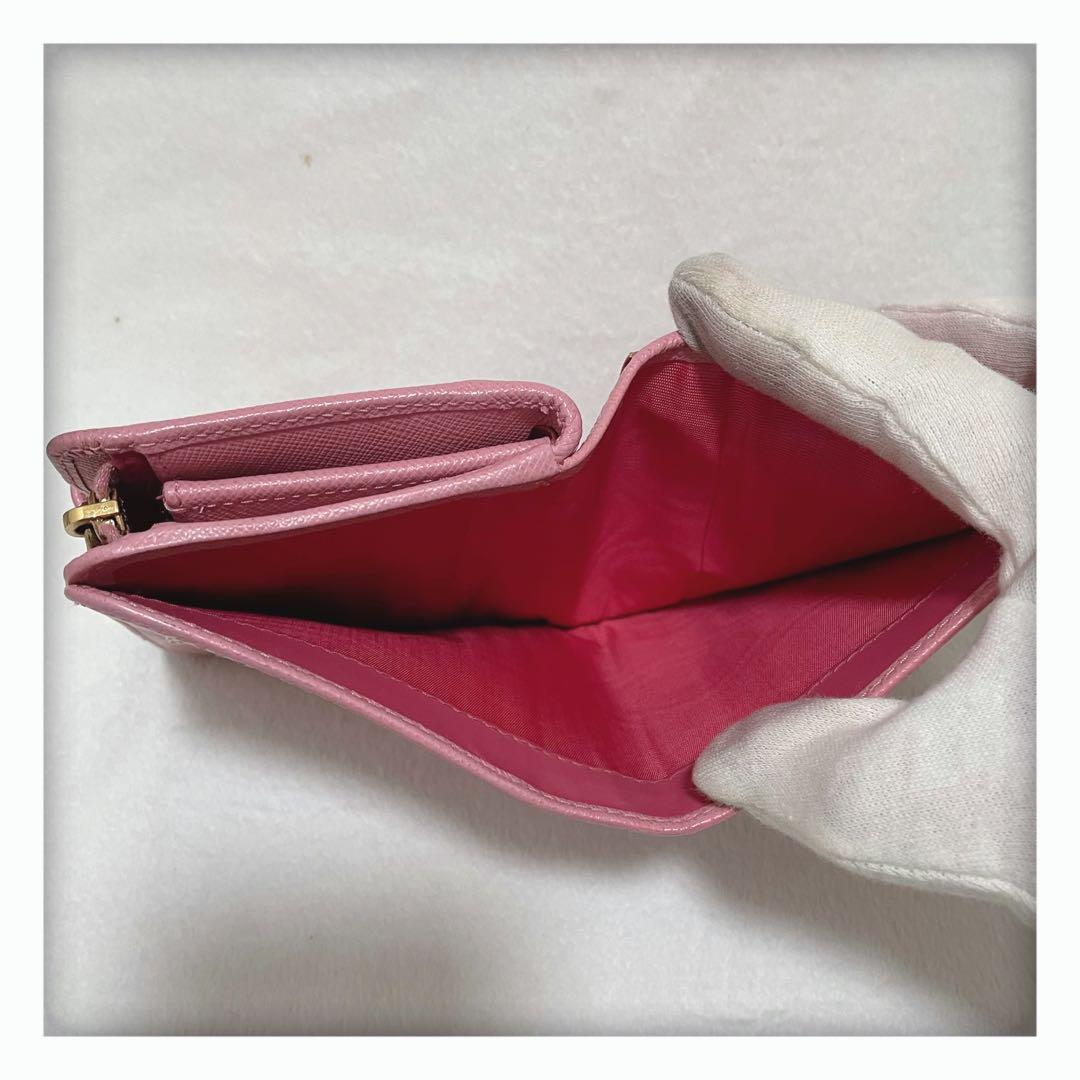 2/5削除‼️ ギャランティーカード有 プラダ サフィアーノ 折り財布 バイカラー