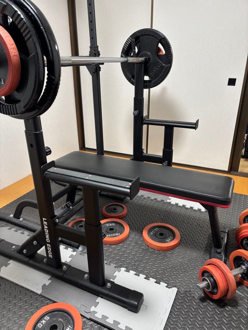 LEADING EDGE バーベルラックとベンチ　横浜市中区