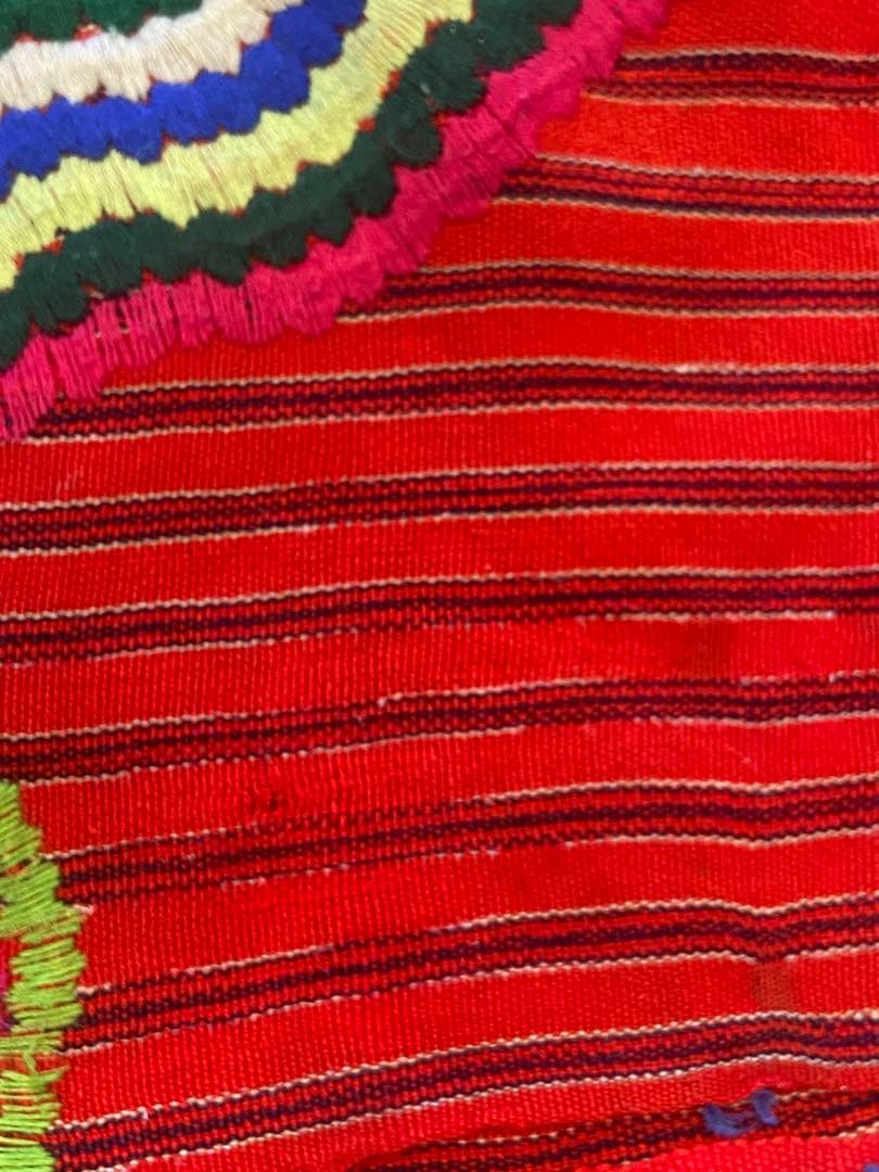 古着メキシコ刺繍グアテマラ民族衣装ウィピルポンチョ手刺繍ハンドメイド