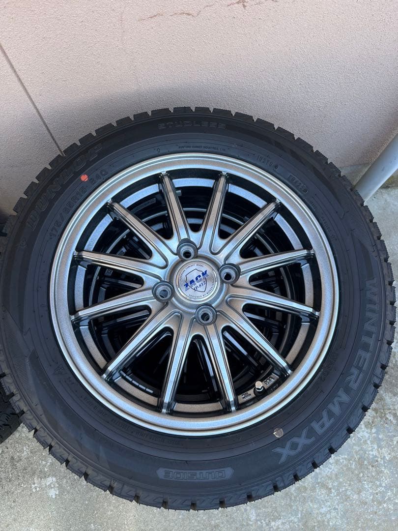 175/65R15 ダンロップスタッドレスタイヤホイール4本セット