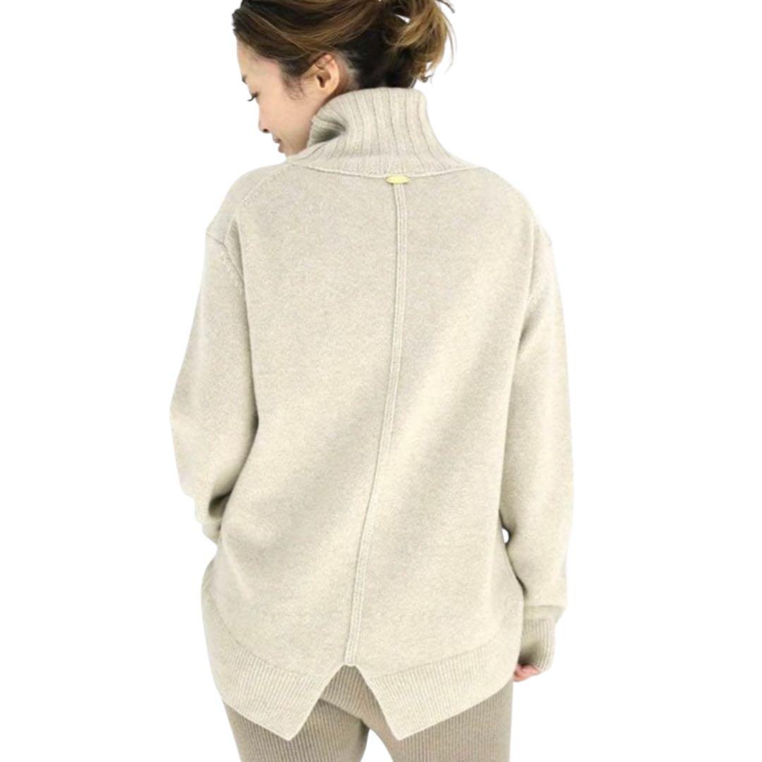 【未使用級✨】ミューズドゥーズィエムクラスJADE タートルネックプルオーバー