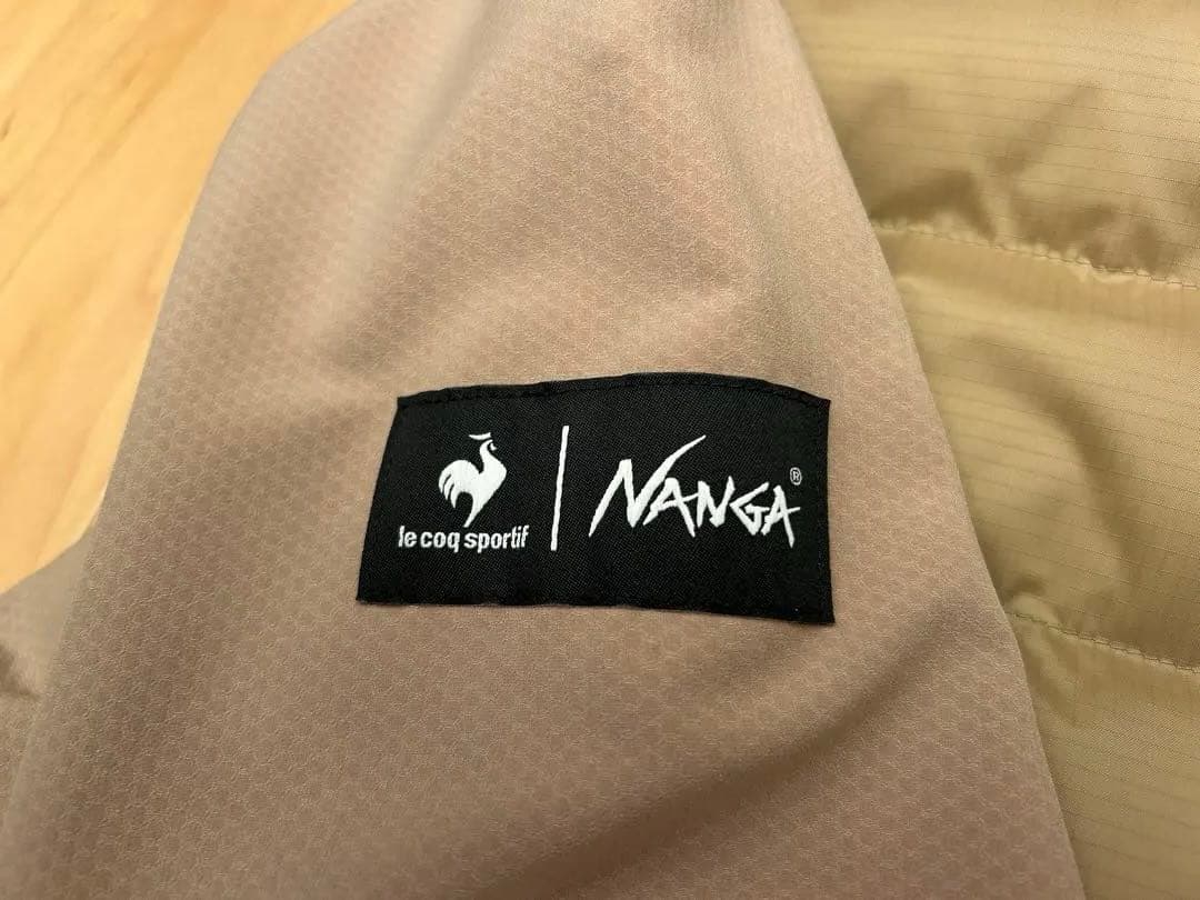 ナンガ、ルコックコラボ　ゴルフウェア ダウンジャケット ベージュ系