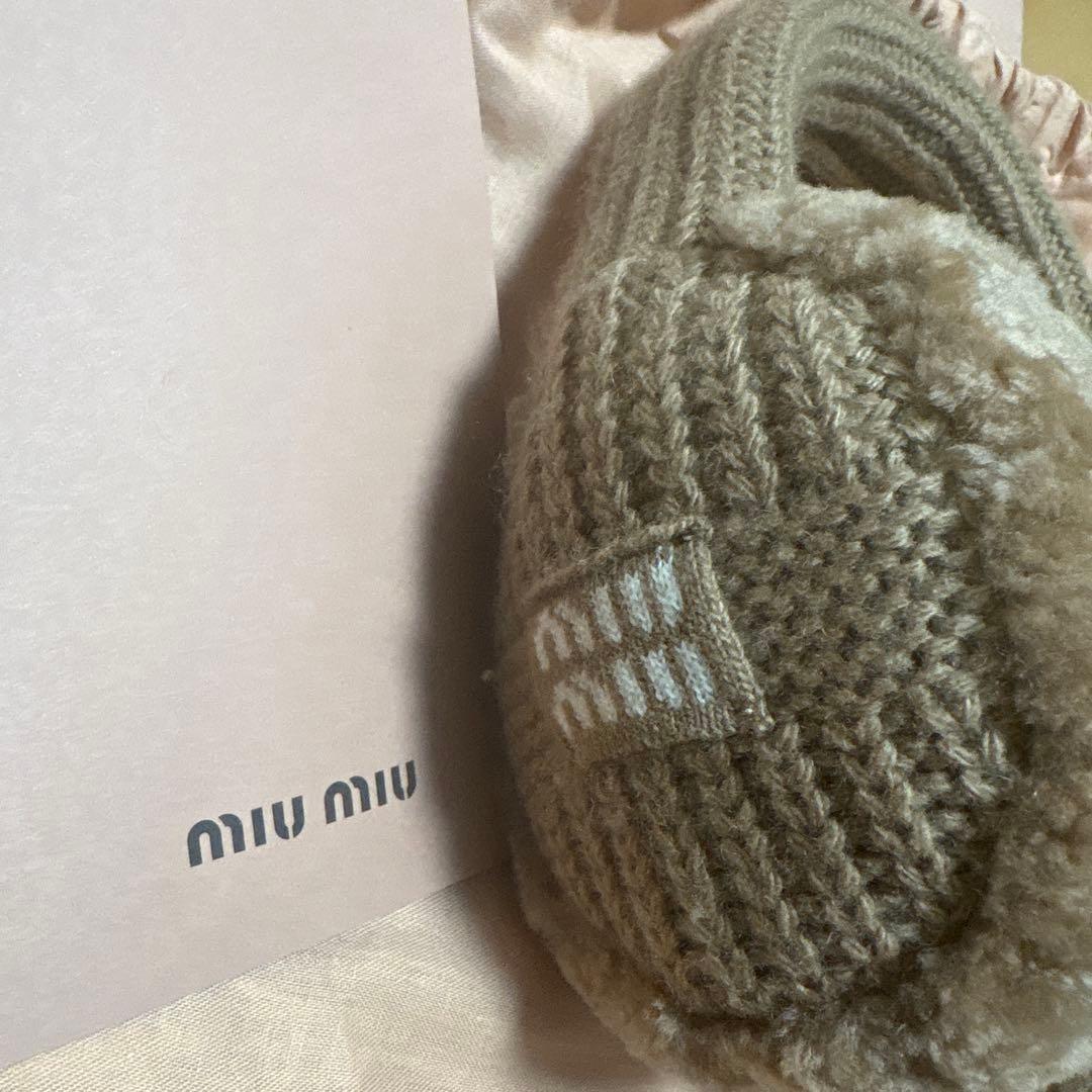 miumiu イヤーマフ 耳あて