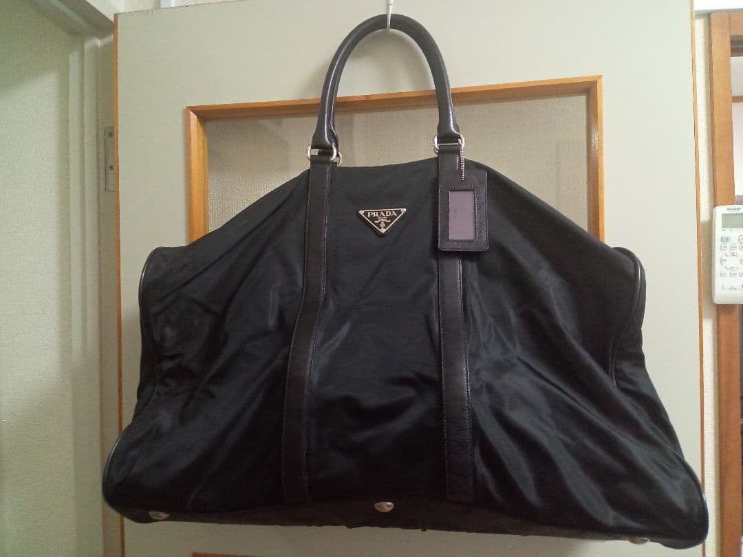 PRADA ブラック ボストンバッグ