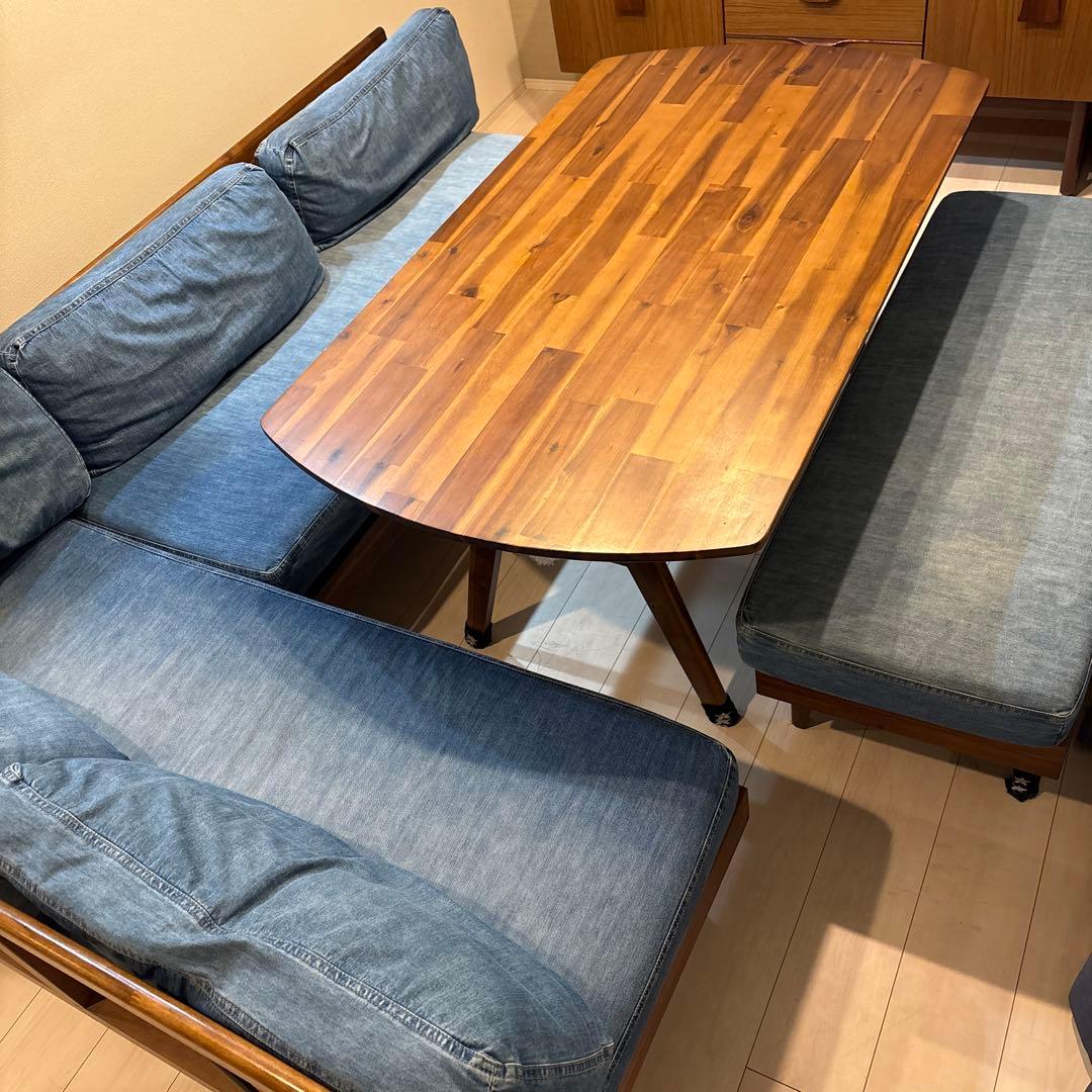 無料で届けます！　unico ダイニングソファセット