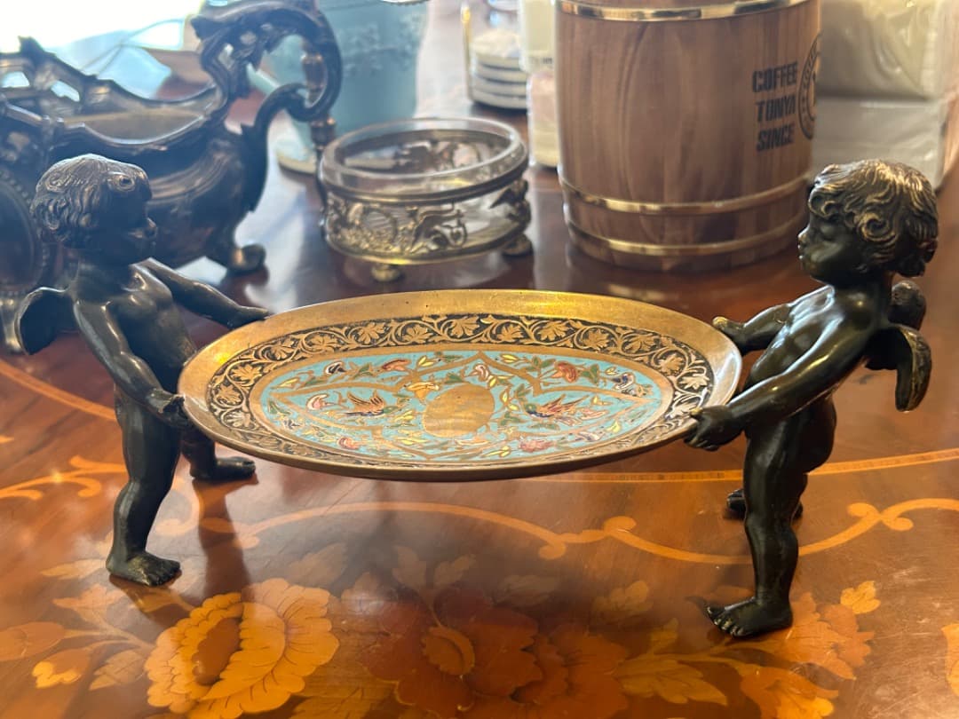 アンティーク雑貨　ブロンズ製　エンジェル　小物入れ　非常に高額品