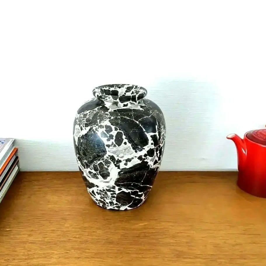 Onyx Vase　オニキス　フラワーベース　デザイン花器　ブラウンマーブル