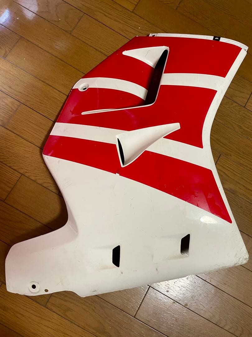 ホンダ　NS1 カウル(左と右)