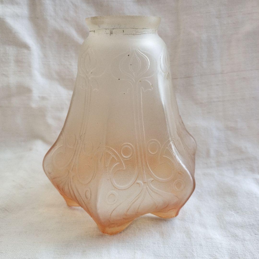 イギリス製　古いガラスランプシェード