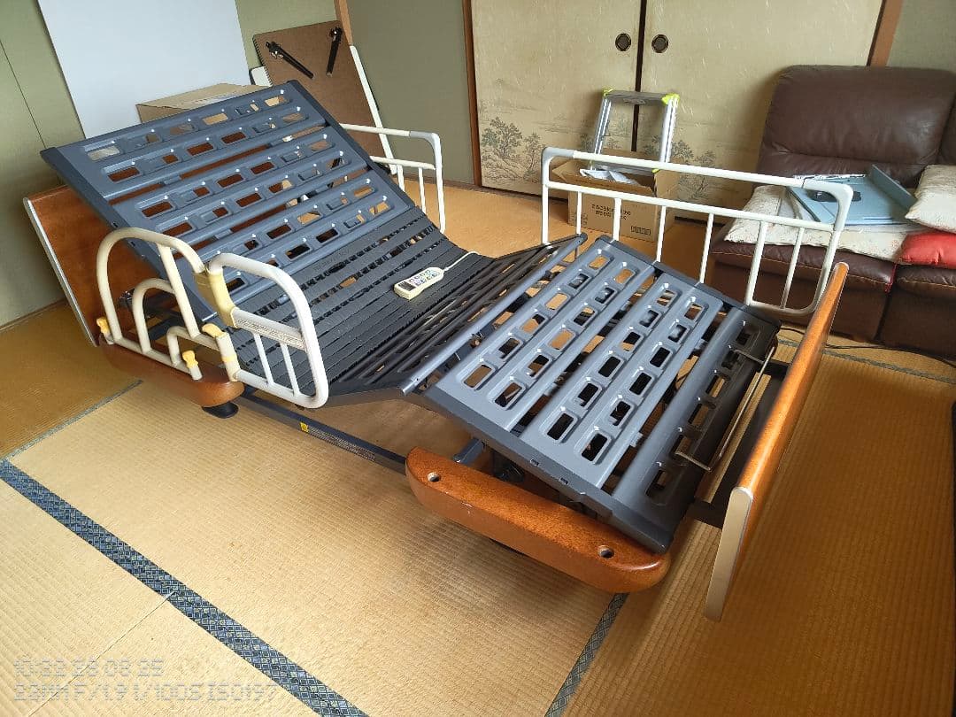 完全清掃済み パラマウントベット 在宅ケアベット 楽匠 介護 電動 ３モーター