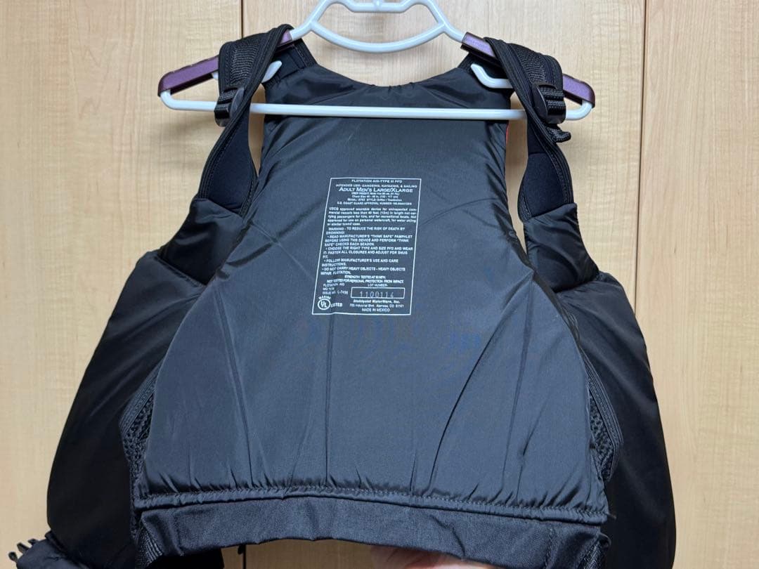 Stohlquist 未使用品 PFDライフジャケット 大人用ラージ