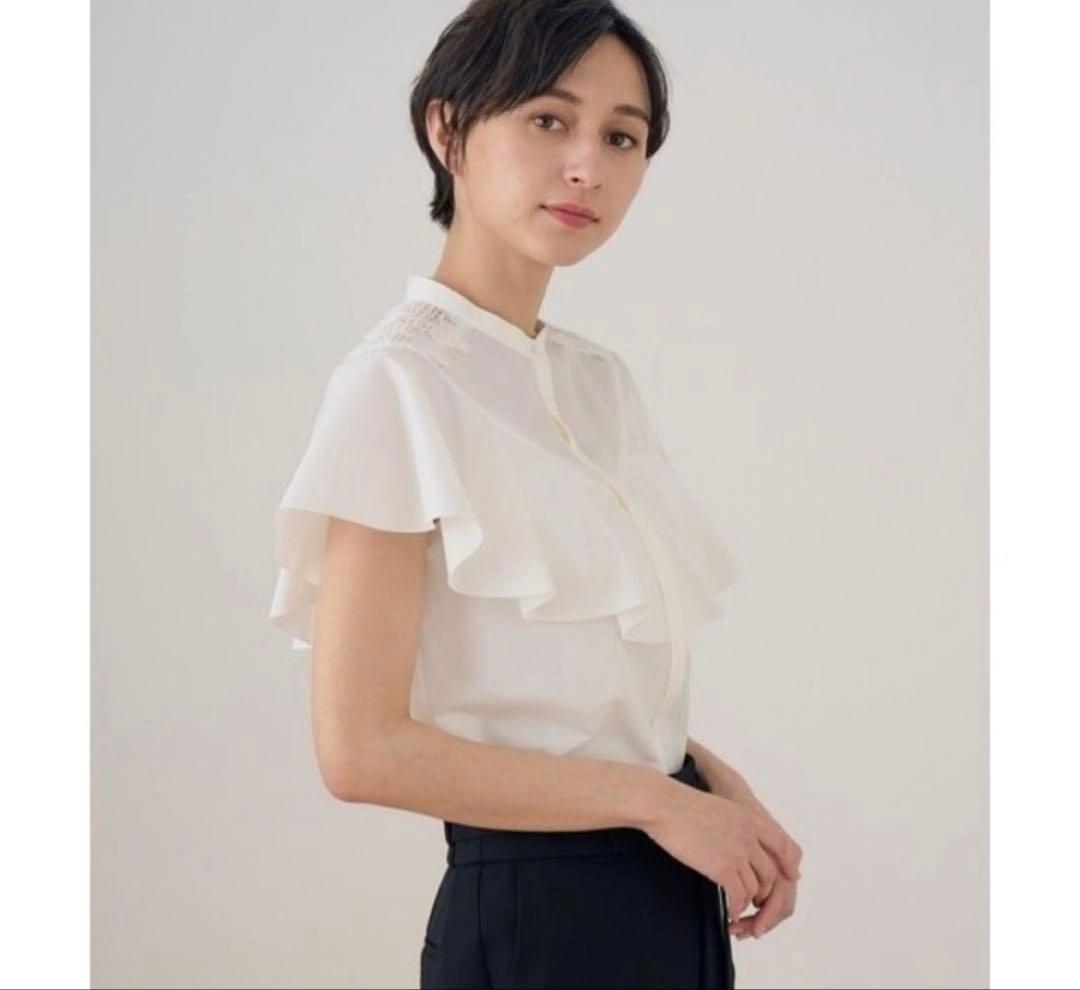 売り切り新品　アナイ　トリアセコットンレースラッフル ブラウス　36