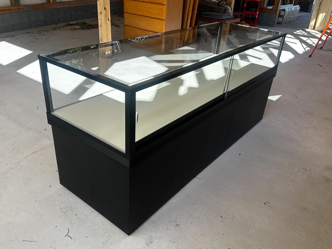 【店舗什器】高級感あるアルミ製ガラスショーケース 180cm 幅広タイプ