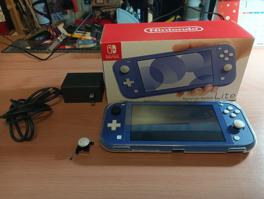 ニンテンドースイッチライト ブルー　スティック交換　美品　カバー　ガラスフィルム