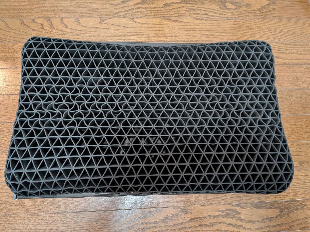 ヒツジのいらない枕 至極　専用枕カバー付き　枕　ピロー