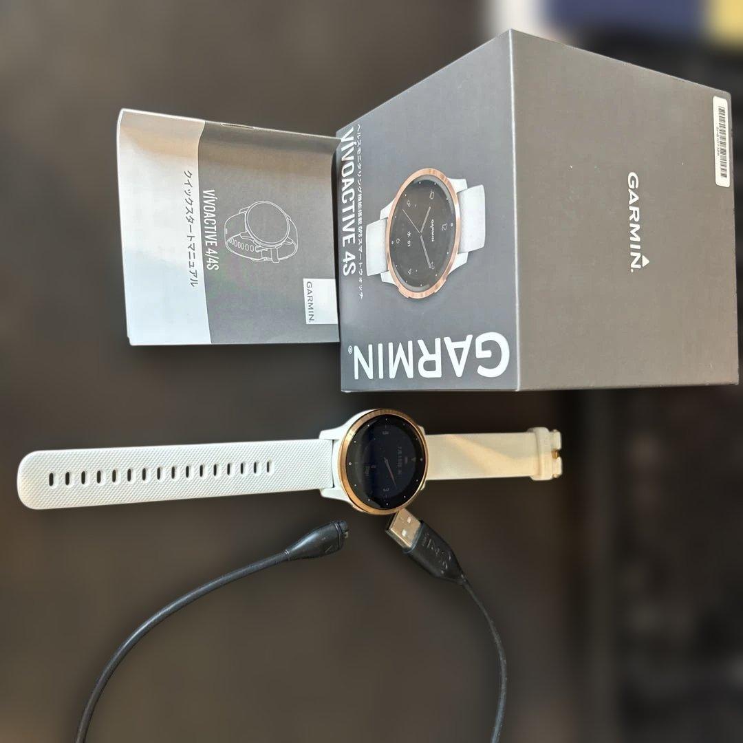 湖*︎様 GARMIN Vivoactive 4S ホワイト