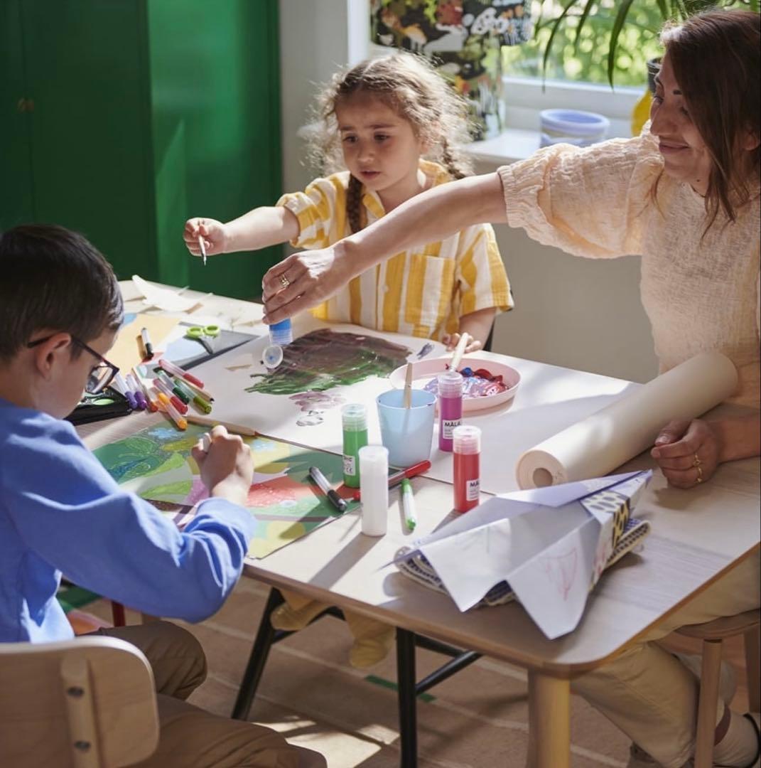 ＊東京都付近取引限定＊美品激安　IKEA ダイニングテーブル　デスク　4人掛け