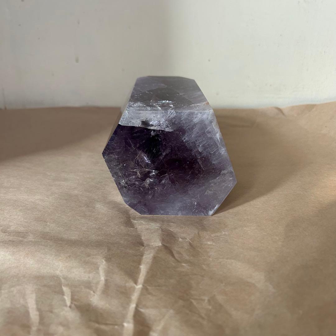 紫水晶　ポイント　高さ　19センチ　置物