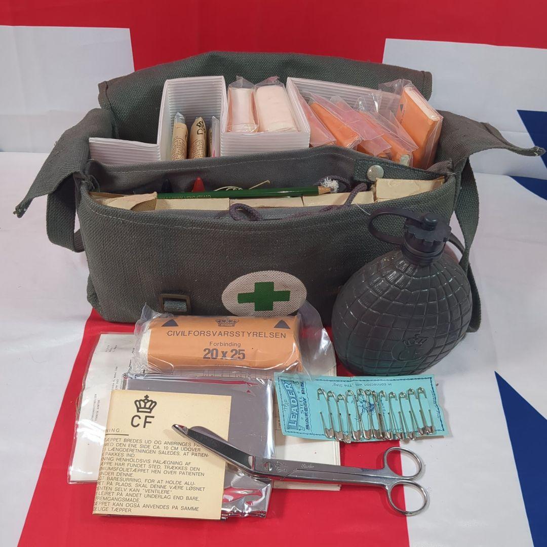 u*8様 【実物】 デンマーク軍 ホスピタルメディカルキッド （中身入り）