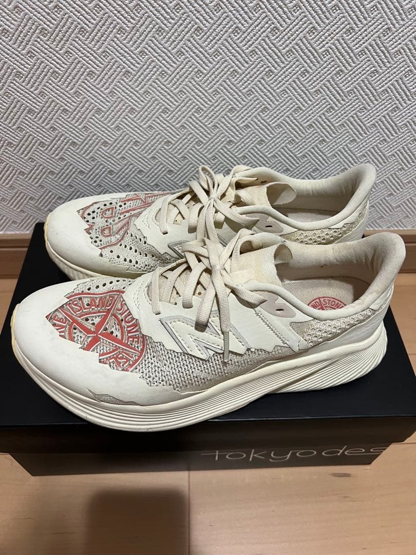 ニューバランス　スニーカー　Stone  × New Balance