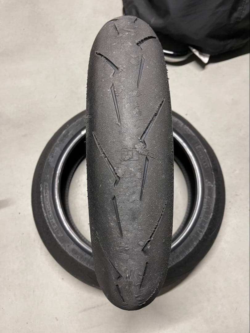 ピレリスーパーコルサV3SC2,V4SC