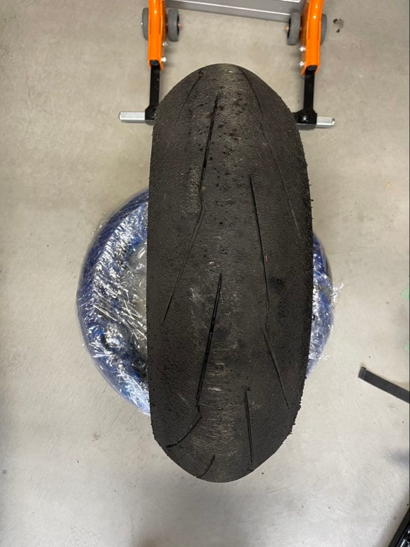 ピレリスーパーコルサV3SC2,V4SC