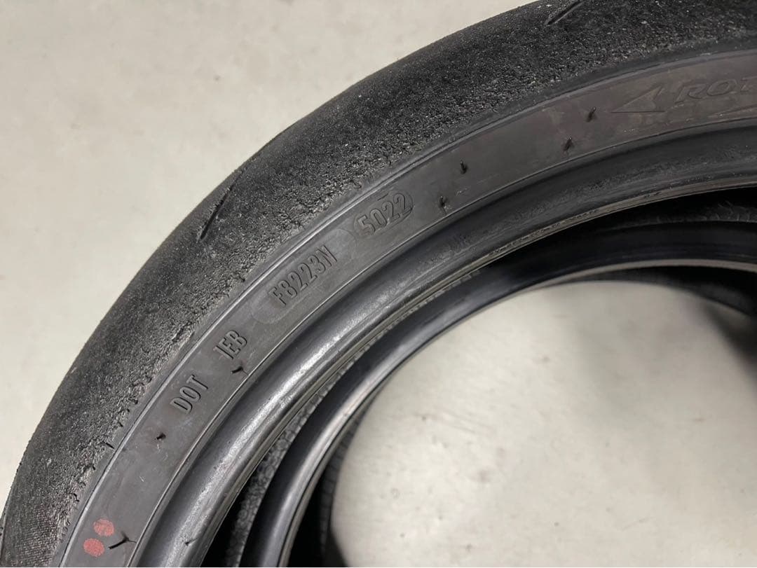 ピレリスーパーコルサV3SC2,V4SC